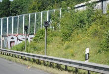Autovelox: annullabile la multa rilevata su strada priva di banchina.