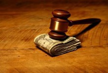 Cassazione: diritto all' assegno di divorzio e irrilevanza della colpa del coniuge richiedente