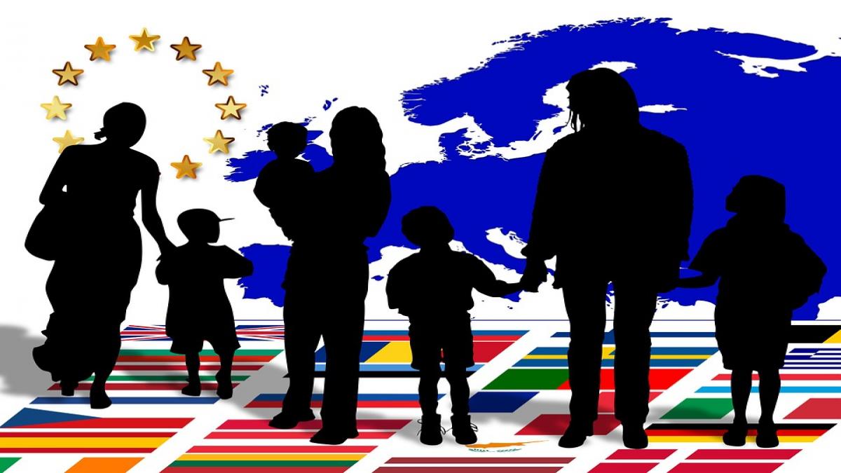 Corte di Giustizia Europea: normativa italiana in materia di assegni familiari e principio di parità di trattamento.
