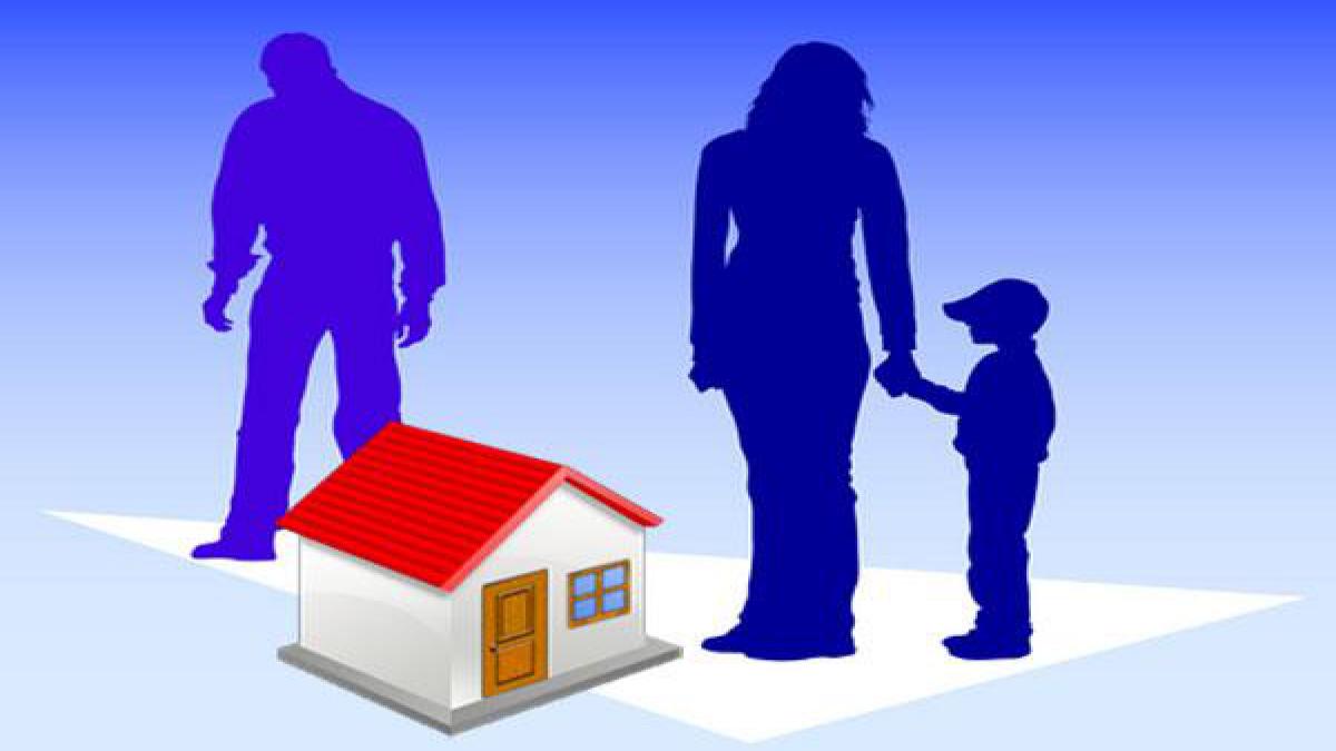 Mantenimento figli minori: l'assegnazione della casa coniugale puo' giustificare la revisione dell'assegno