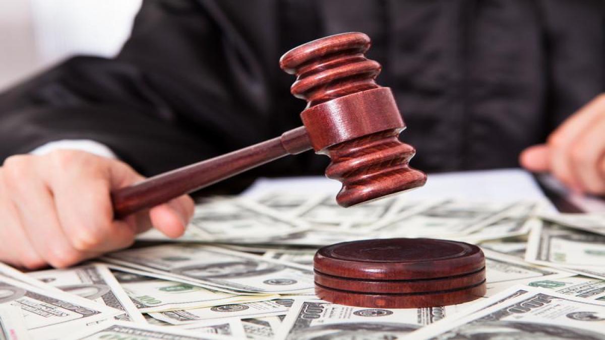 No alla revisione dell'assegno di divorzio se muta l' orientamento giurisprudenziale