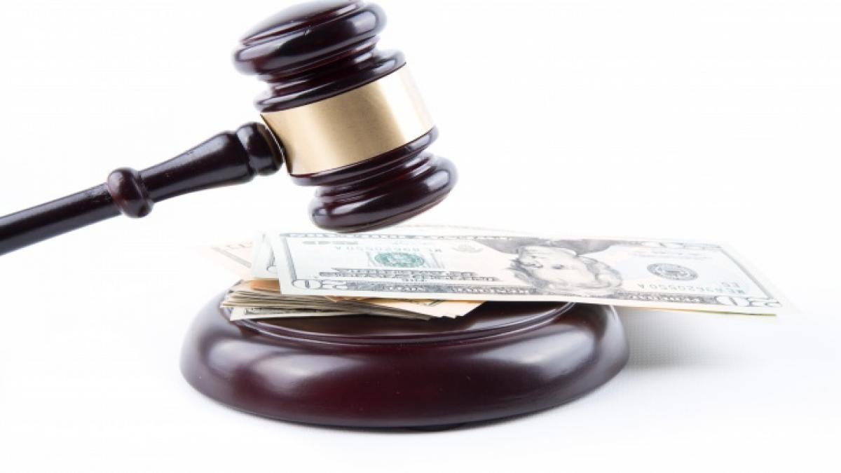 Inammissibilità del ricorso in Cassazione per difetto di procura: l'avvocato paga le spese