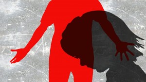 Condannato il padre che schiaffeggia con violenza la figlia