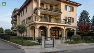 Recinzione del portico condominiale: quando non è un’innovazione vietata