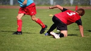 Infortunio all'interno del campo di calcio: l' onere della prova del calciatore.